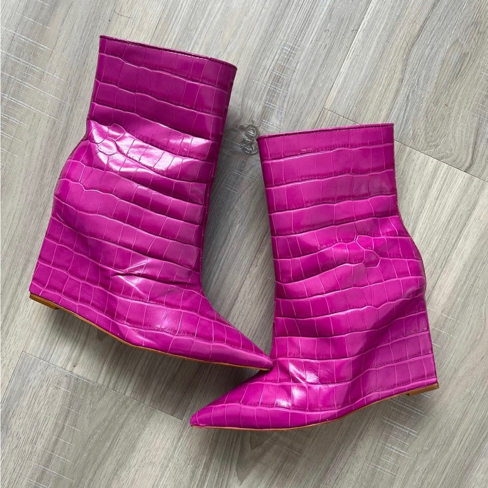 Schutz Asya Crocodile-Embossed Leather Bootie